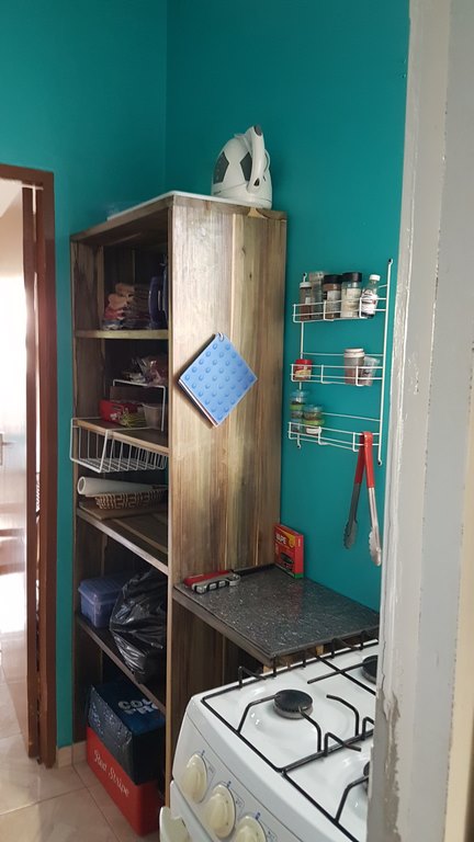 Une image de la cuisine