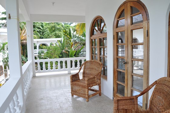 balcon condo rental negril jamaica